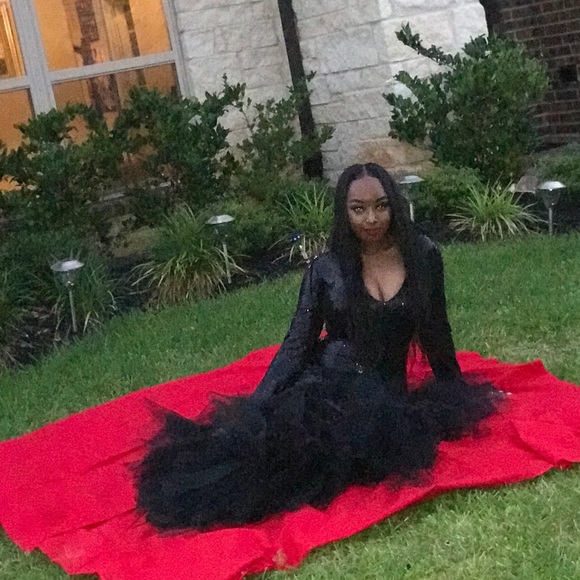 Sequins & Toulle Evening Gown -Black - Picture 2 of 7